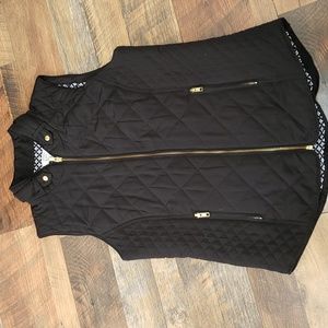 Crown & Ivy Black Quilted Vest, Size Small